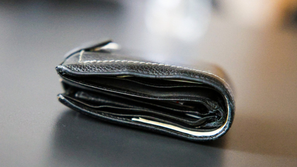 Жителка на Монтана върна забравено портмоне с 980 евро
