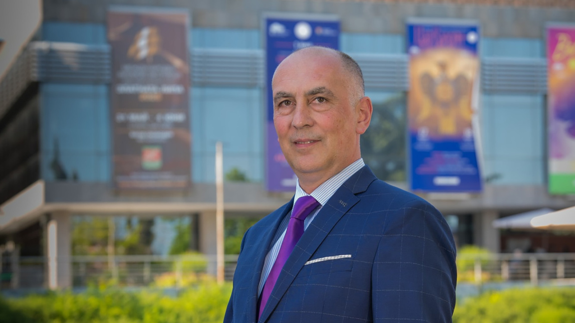 Conductor Vladimir Boshnakov