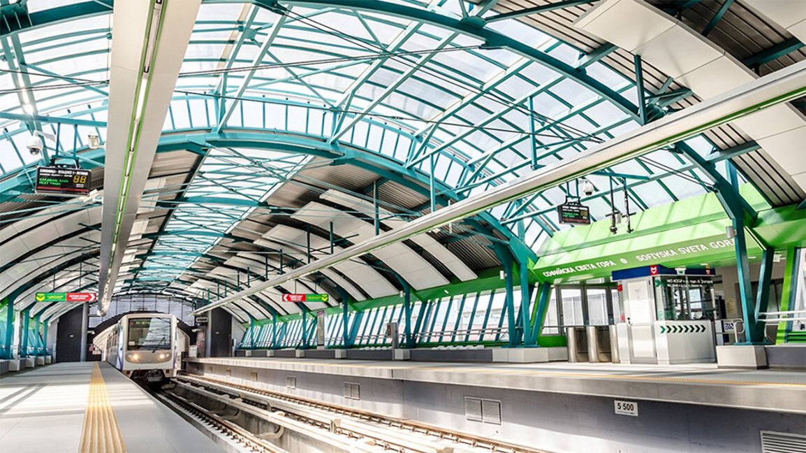 Sofya metrosu 27 yaşında