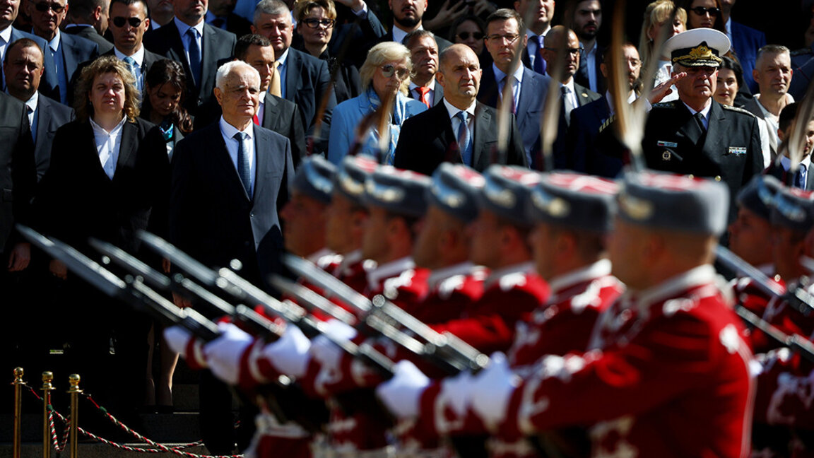 A military parade was held in Sofia in honor of the Day of Bravery and the Bulgarian Army