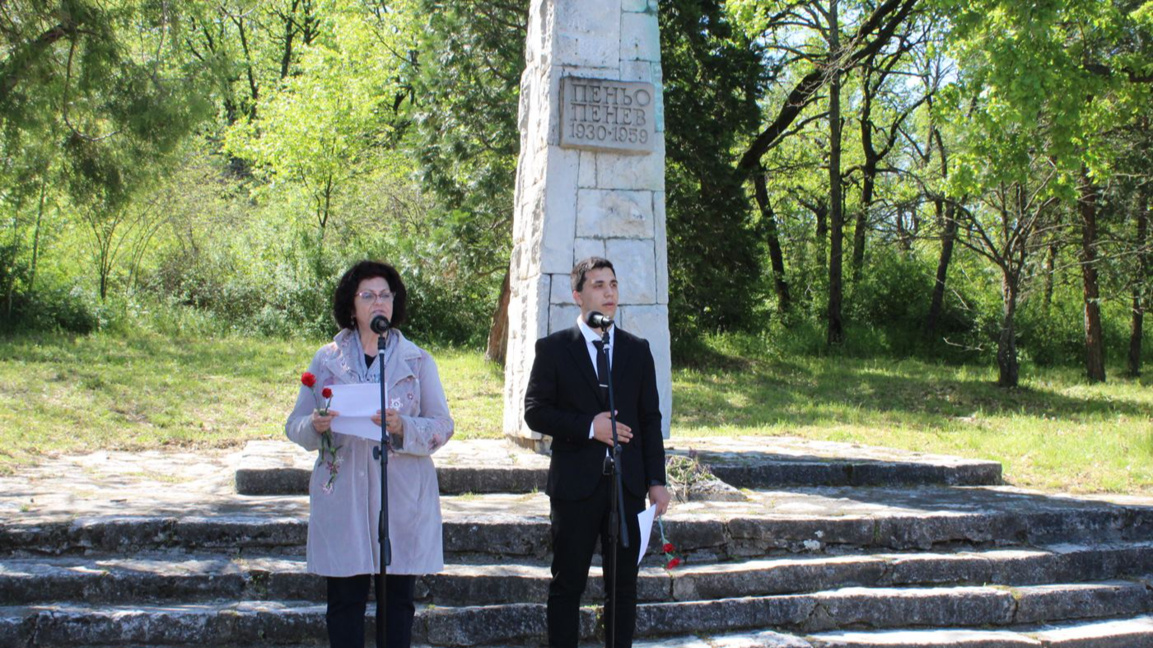 В Димитровград май е месецът на поезията и литературните дни „Пеньо Пенев“