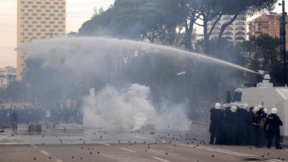 Над 180 задържани, а над 70 полицаи са ранени при протести в Албания