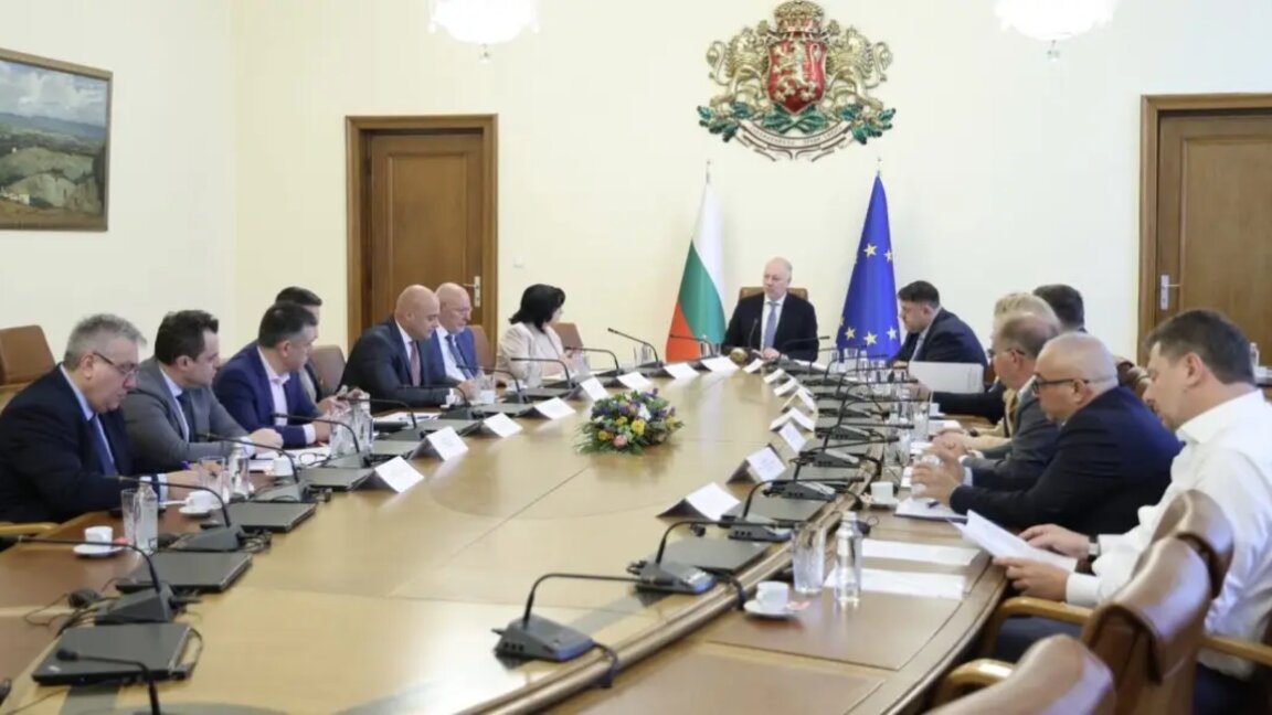 Se proponen nuevas medidas contra el aumento de los precios con la introducción del euro