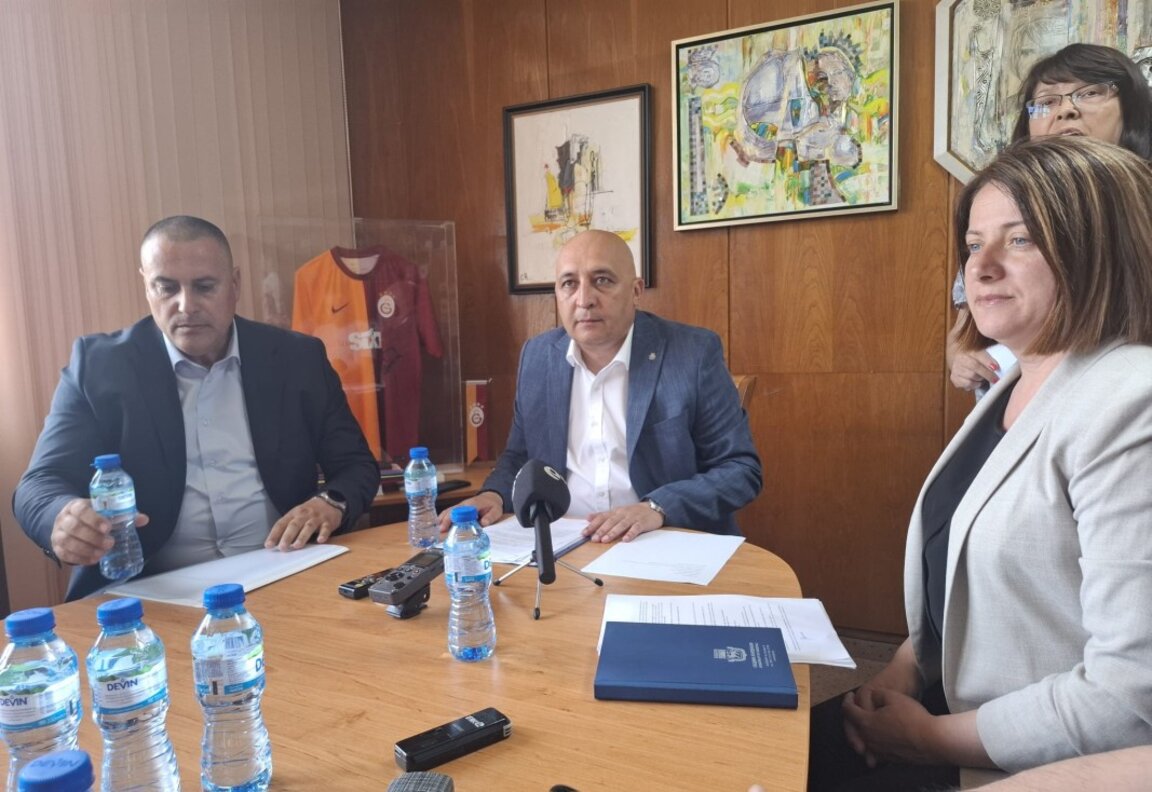 Ерол Мюмюн: Строежът на приюта за бездомни животни ще завърши в срок