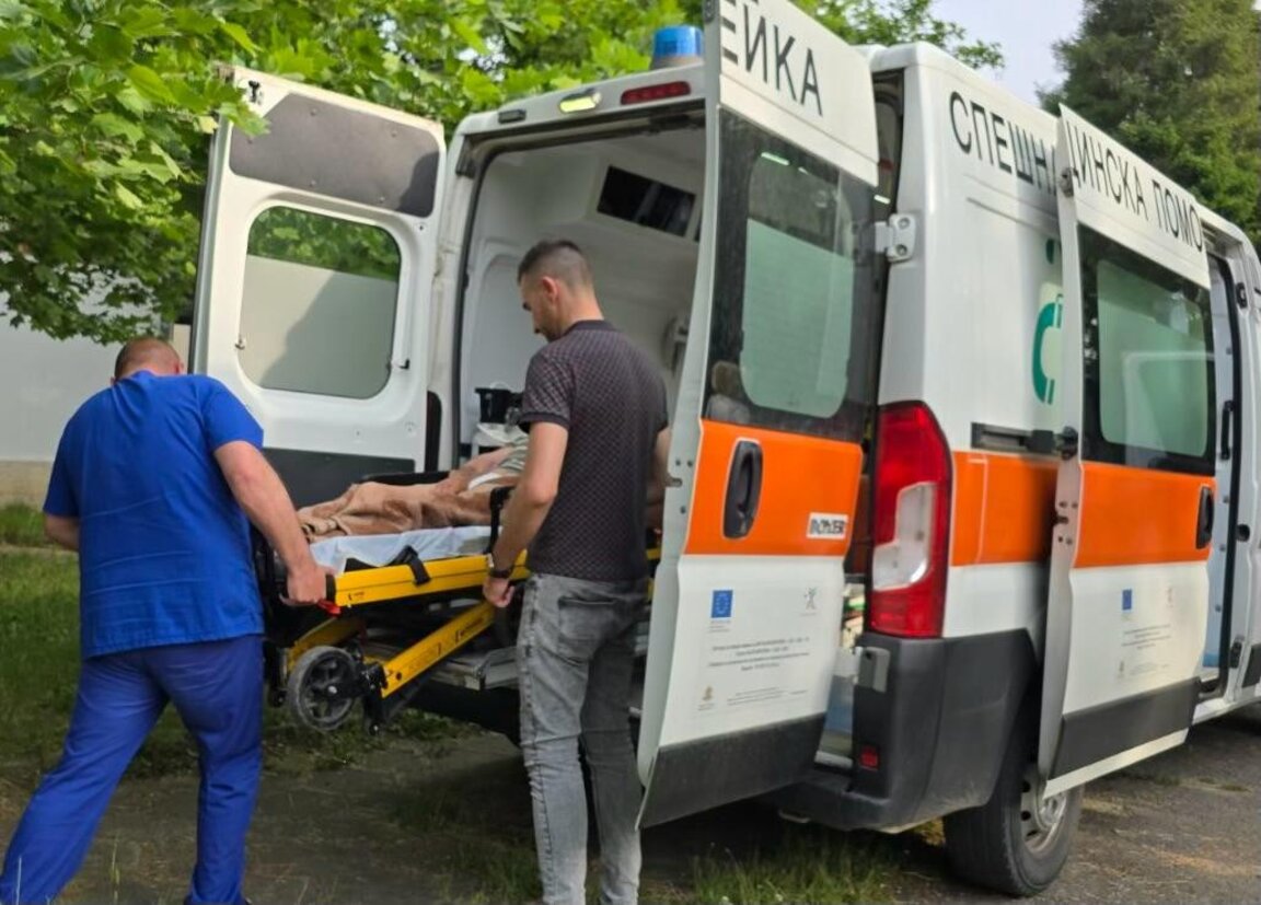 "Домове на ужасите" в Старозагорско: Арестувани са петима болногледачи (СНИМКИ)