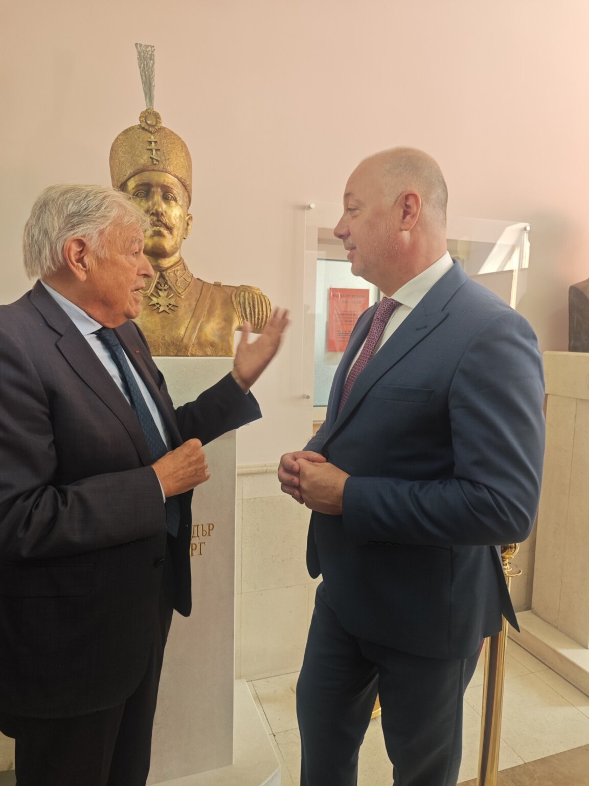 Росен Желязков откри бюст-паметник на княз Александър I Батенберг в Черна гора