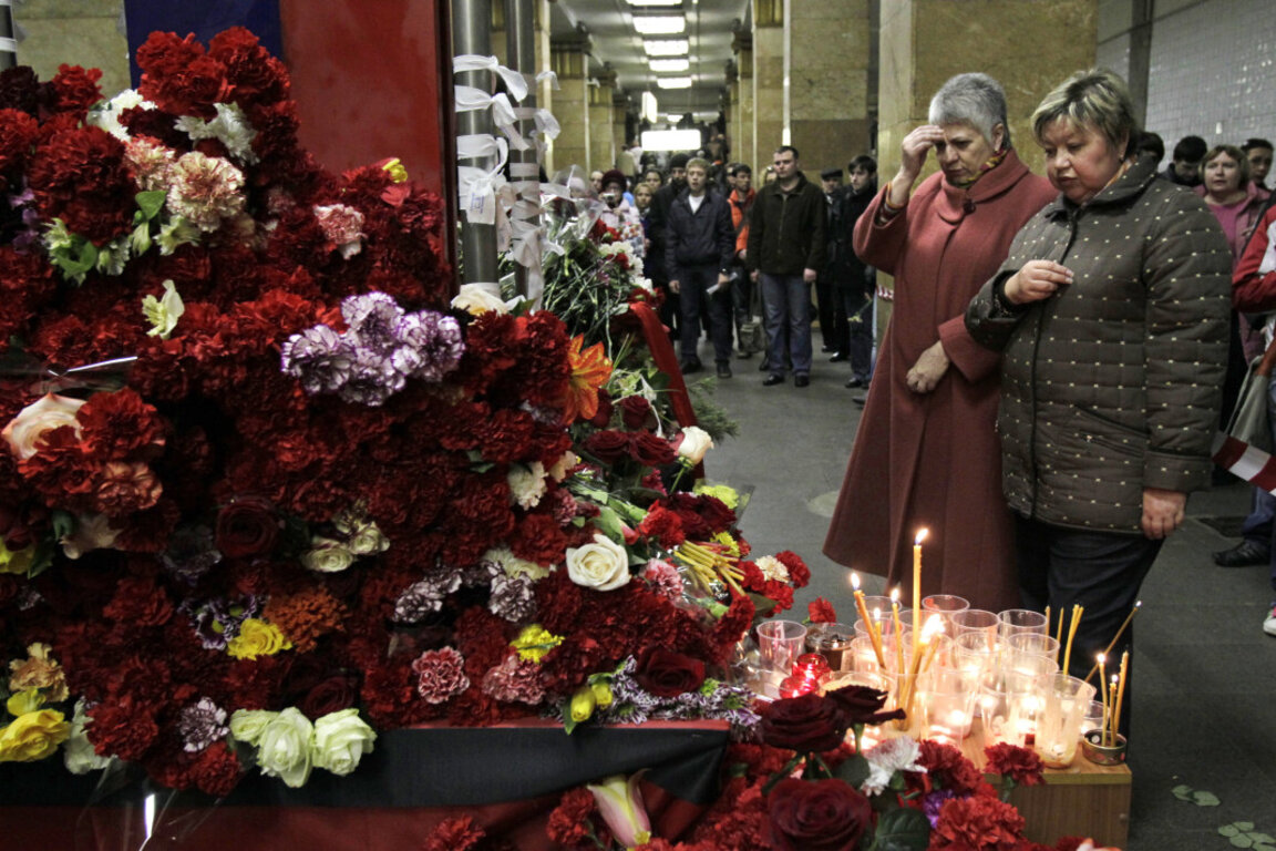 Метростанция "Парк на културата", Москва, Русия, 30 март 2010 г.
