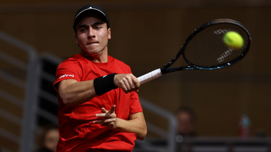 Иван Иванов