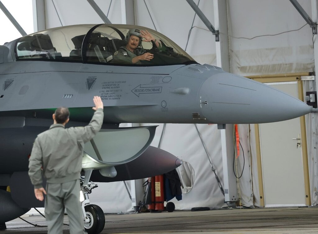 Росен Желязков: F-16 е символ на стратегическото ни партньорство със САЩ