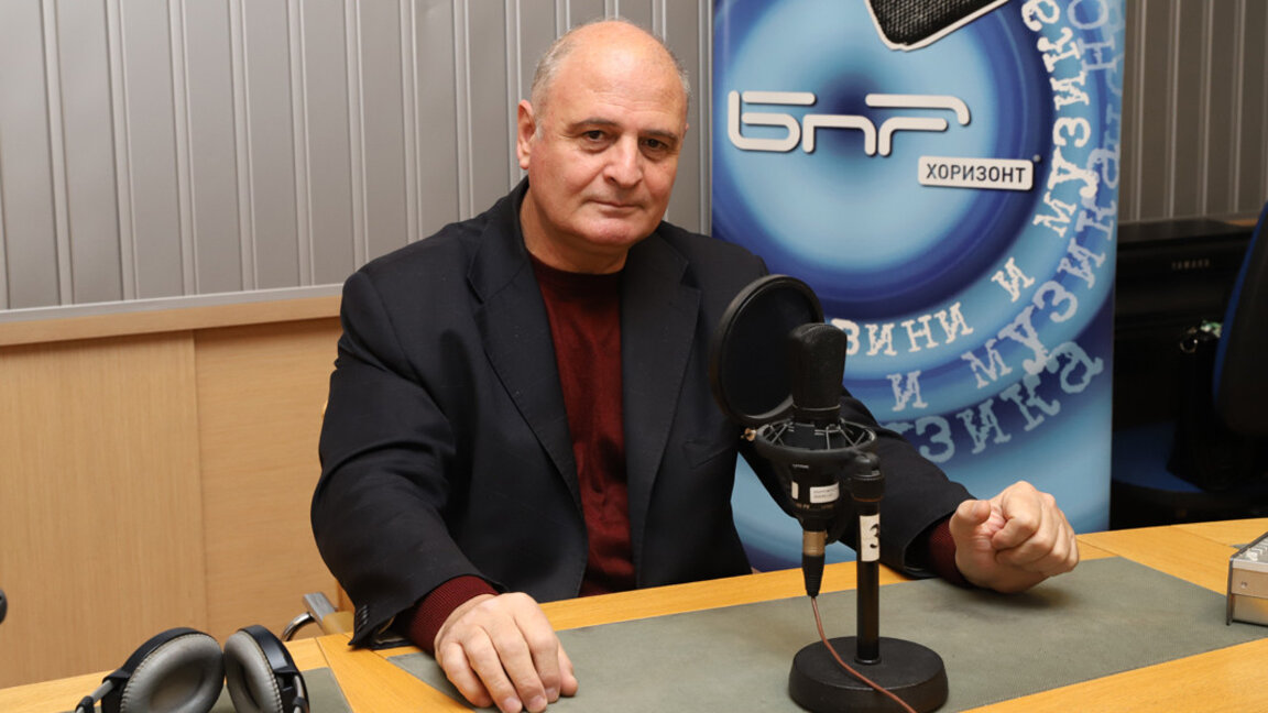 Николай Радулов