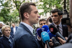 Председателят на френския "Национален сбор" Жордан Бардела ще оглави групата "Патриоти за Европа" в ЕП