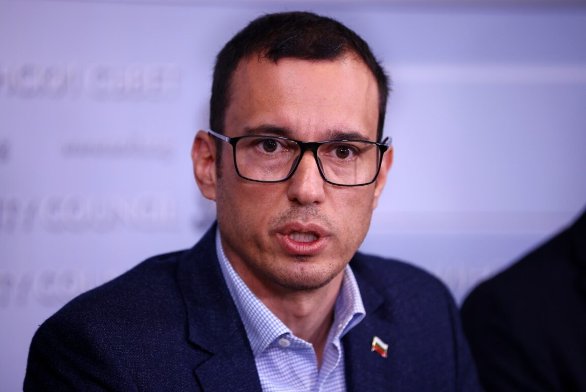 Васил Терзиев: Искаме София не просто да се движи, а да лети