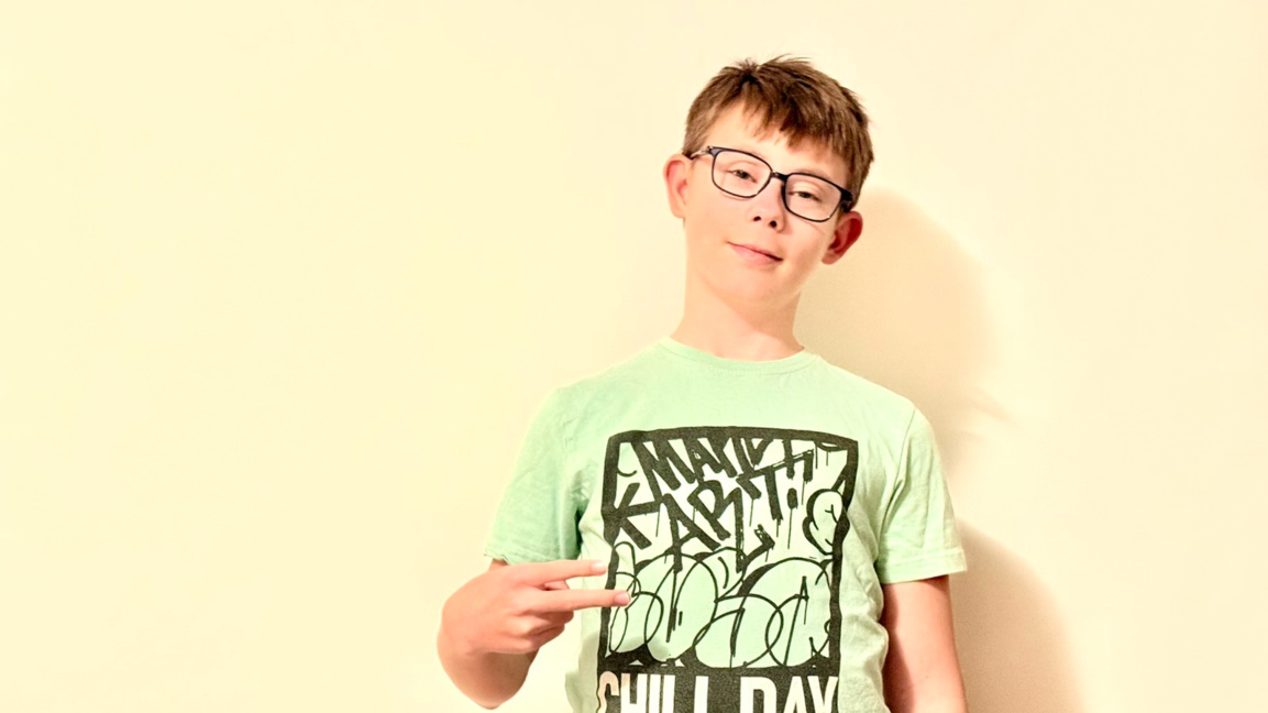 "Българската Коледа" помага на 13-годишн...