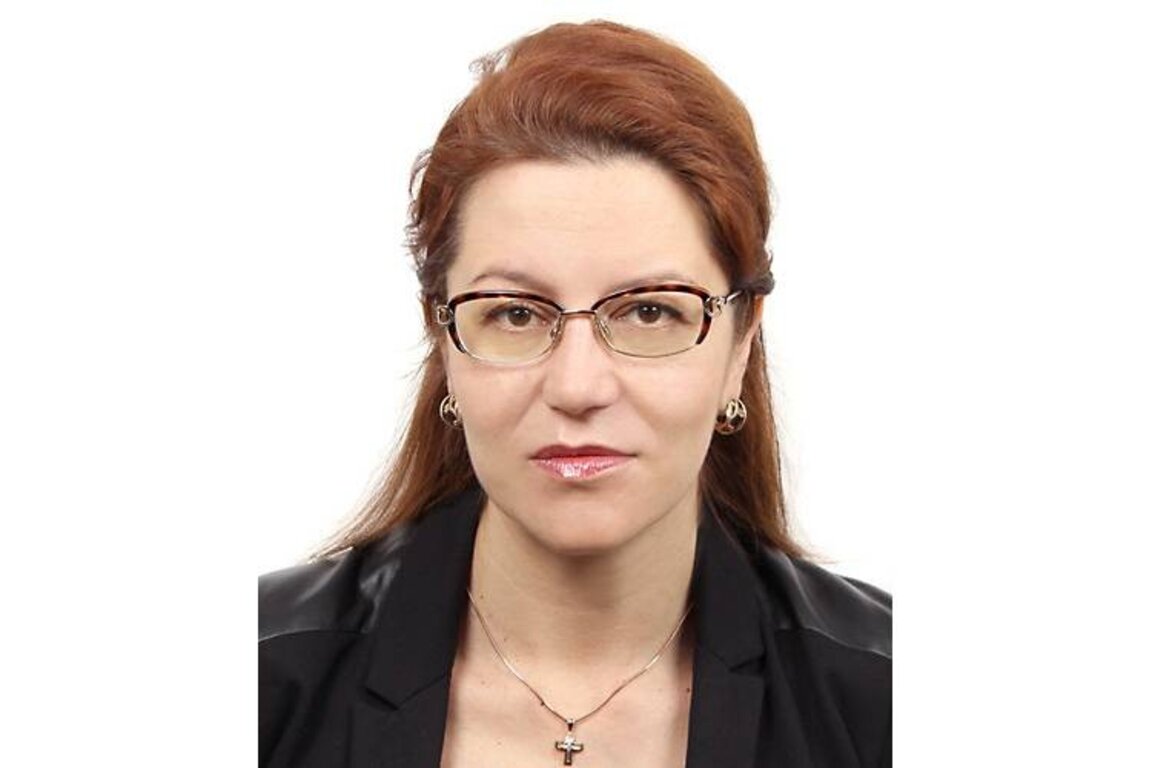 доц. Надежда Христова