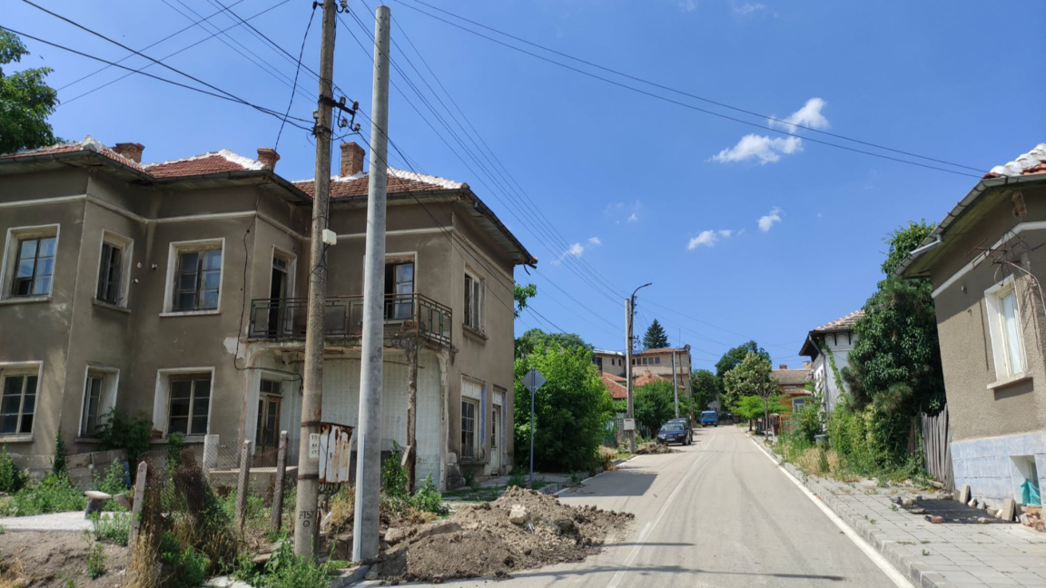 Спират водата в Кула и още 11 села
