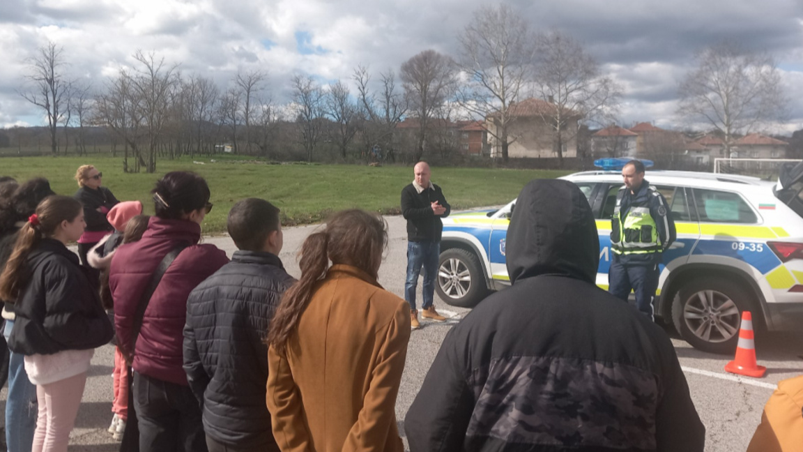 Полицейски служители от Крумовград прове...