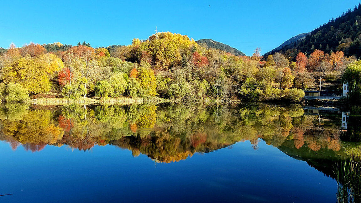 Τα κρύα πρωινά και το χρυσό φθινόπωρο θα συνεχιστούν και στο τέλος της εβδομάδας