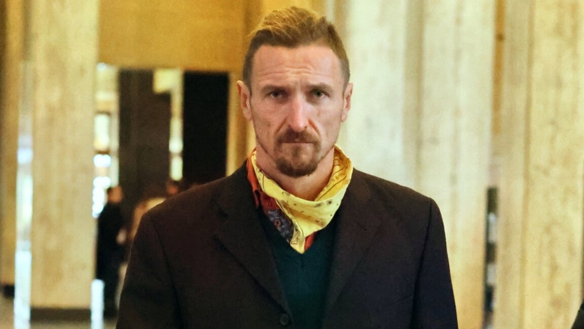 Димо Алексиев с мярка "подписка"