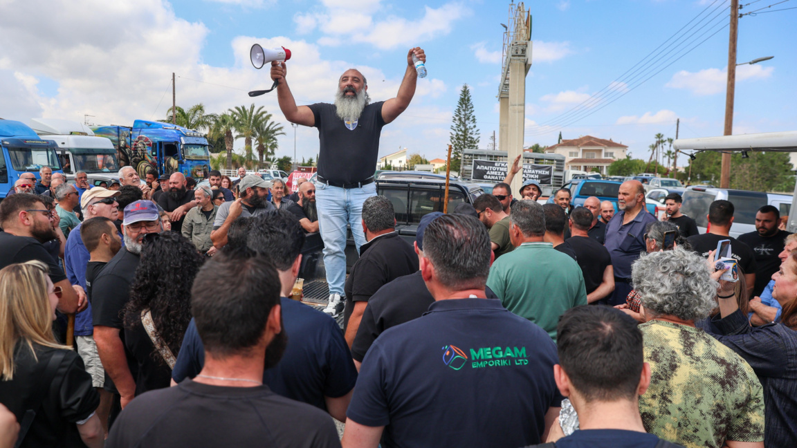 Протест на животновъди посрещна евролидерите в Кипър