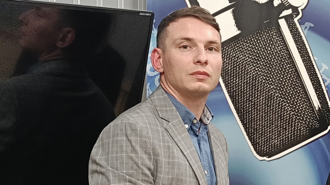 Адриан Николов