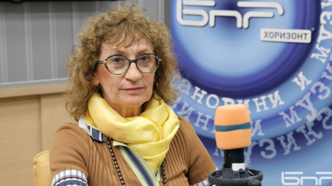 проф. Анна Кръстева