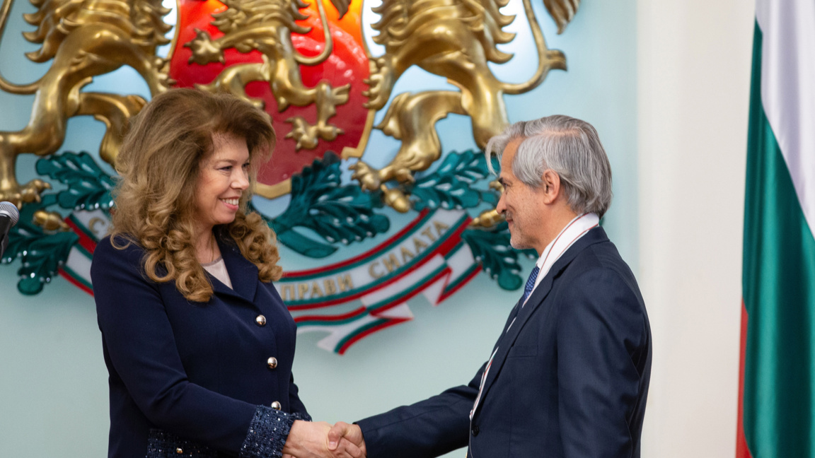 Президентът удостои посланика на Аржентина с орден "Мадарски конник" I степен