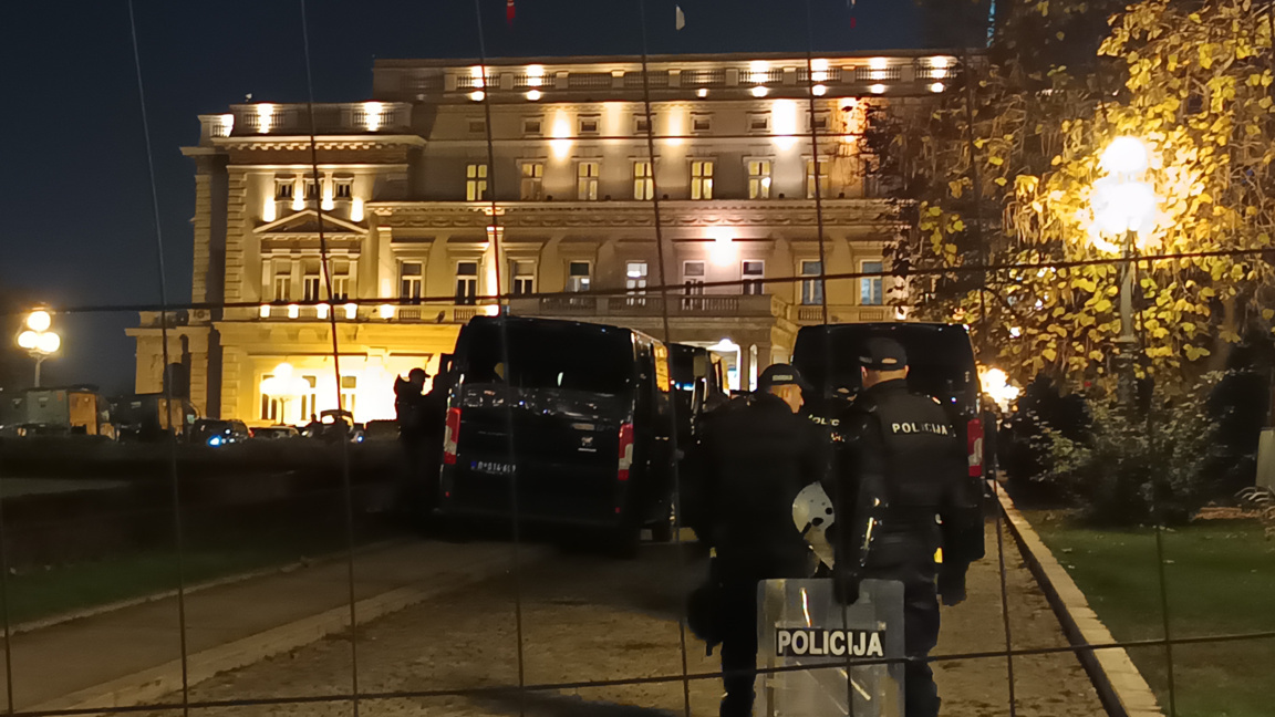 Студентите победиха Вучич в Сърбия