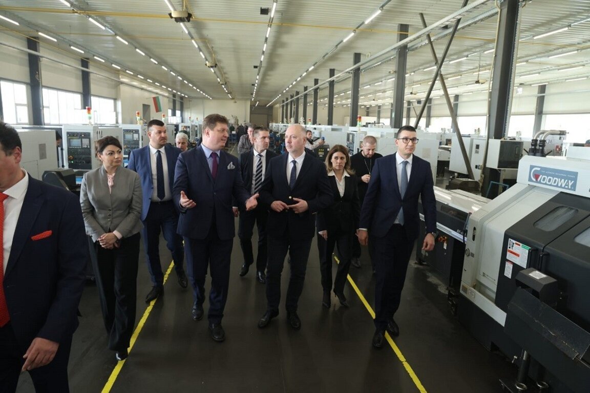 Желязков: България и Европа трябва да засилят отбранителния капацитет и иновациите в индустрията