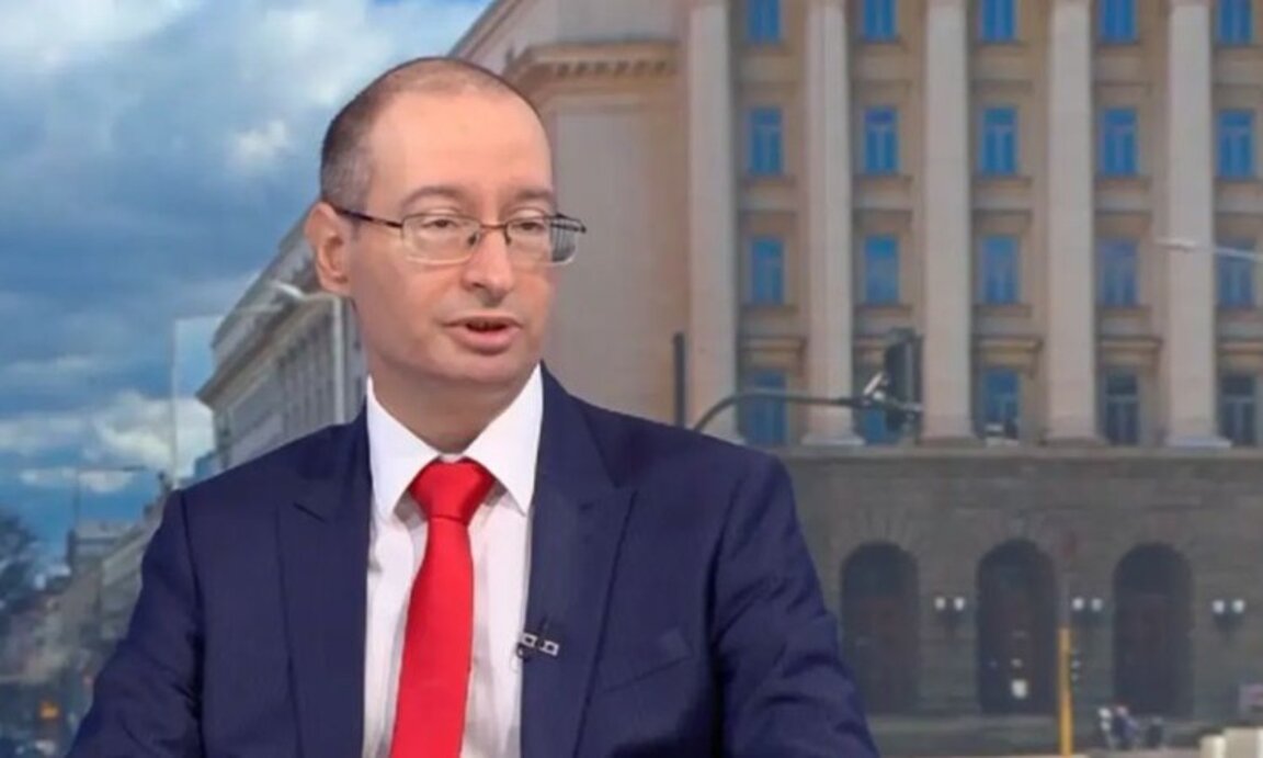 Ако държавата не свие разходите, ще трябва да вдига данъци