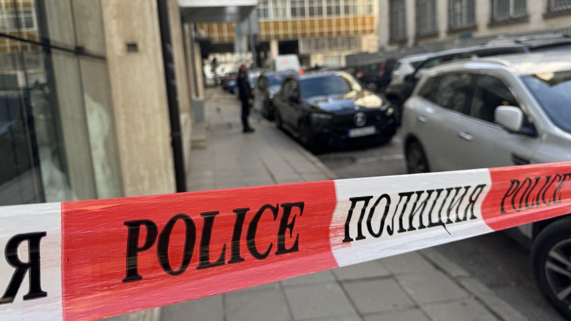 Полицията отцепи столичната улица "Стефан Караджа" заради изоставена чанта