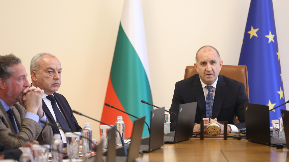 Başbakan Radev: Devlet bütçesi taslağında öngörülen açık yüzde 3'ün üzerinde 