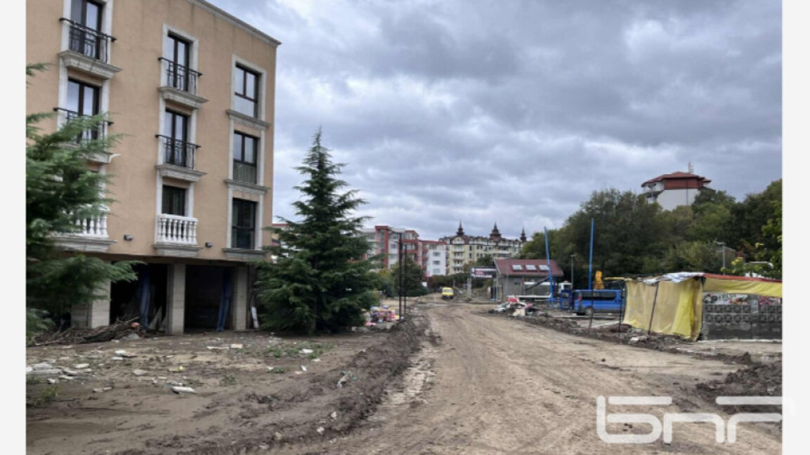 ДНСК е издала акт за премахване на незаконен строеж в "Елените"