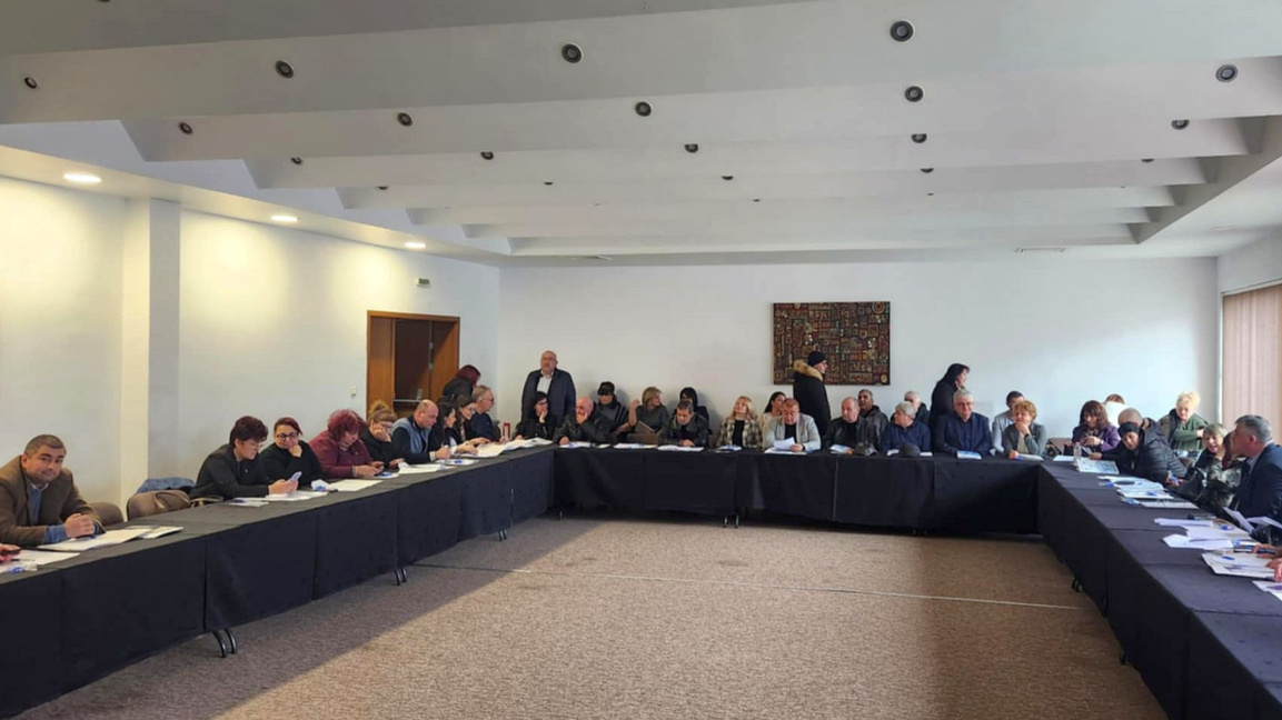 Наука, изкуство и политики в образованието