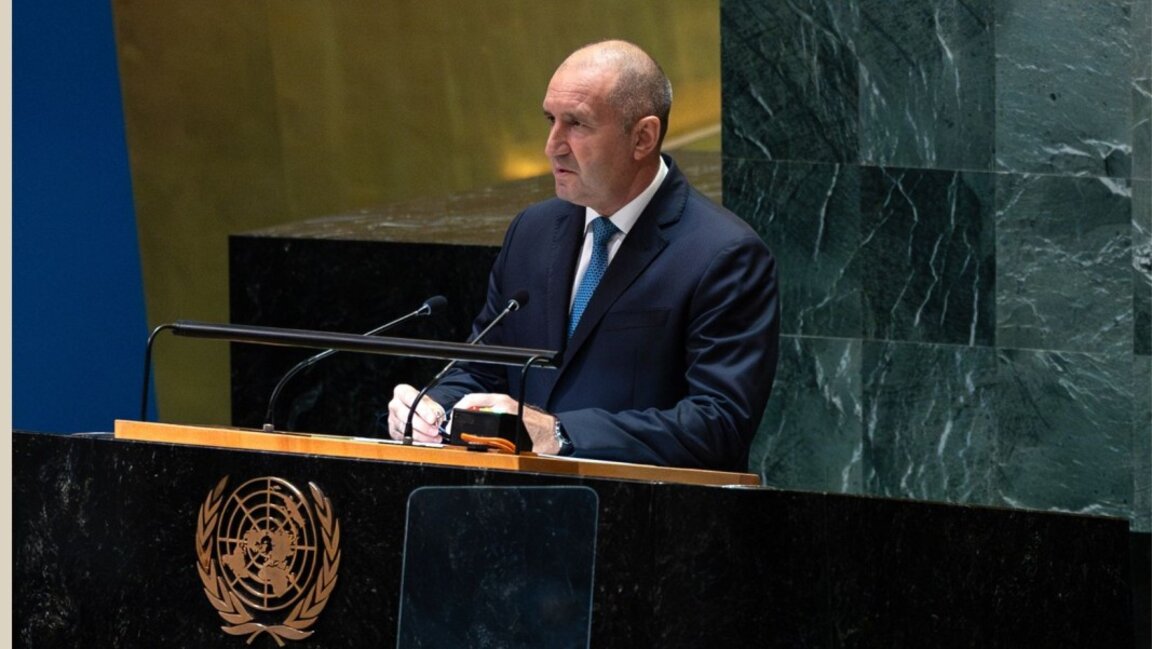 Rumen Radev’in cumhurbaşkanlığı görevine başlamasının üzerinden 9 yıl geçti
