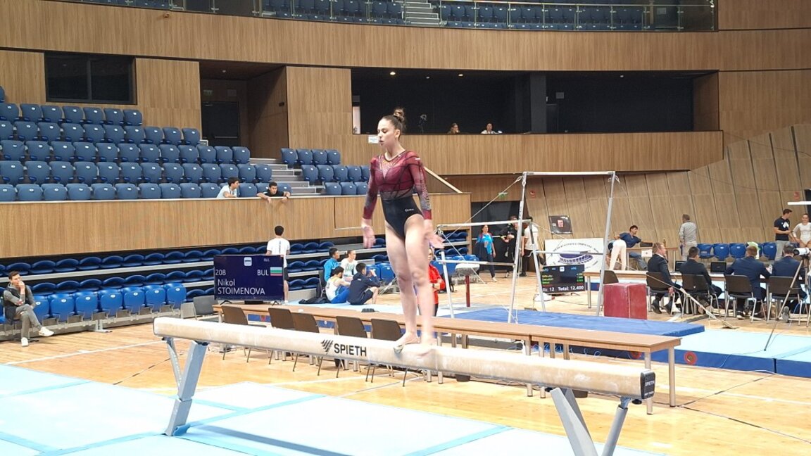 Втори ден на Световната купа по гимнастика във Варна   (ВИДЕО)