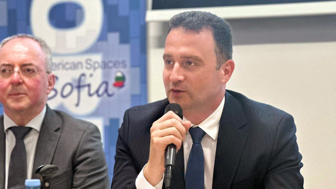 Zhecho Stánkov: “Bulgaria puede convertirse en un centro regional para los negocios de la alta tecnología en el sureste de Europa”