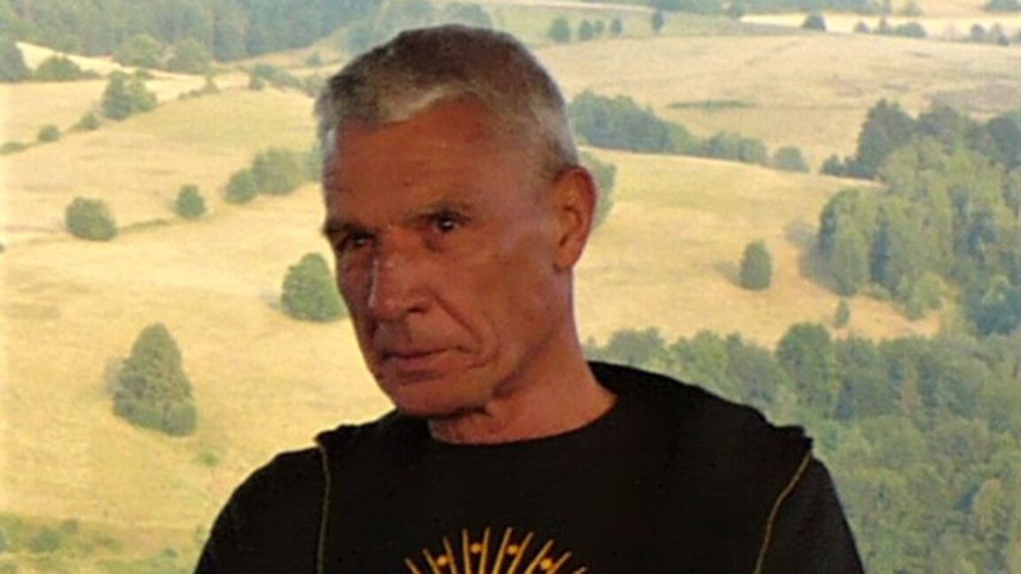 Полският писател Анджей Сташук
