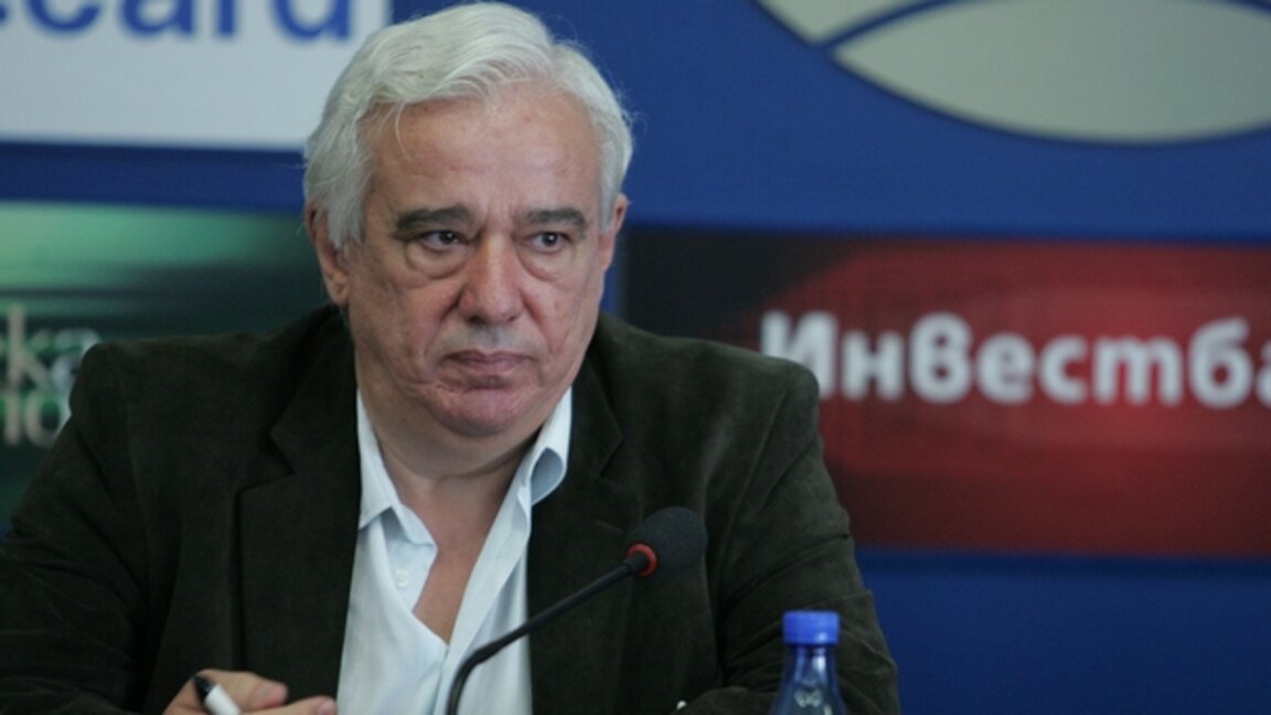 Проф. Ганчо Ганчев: Наблюдаваме формиране на бюджета чрез взаимно извиване на ръце и тайни договорки