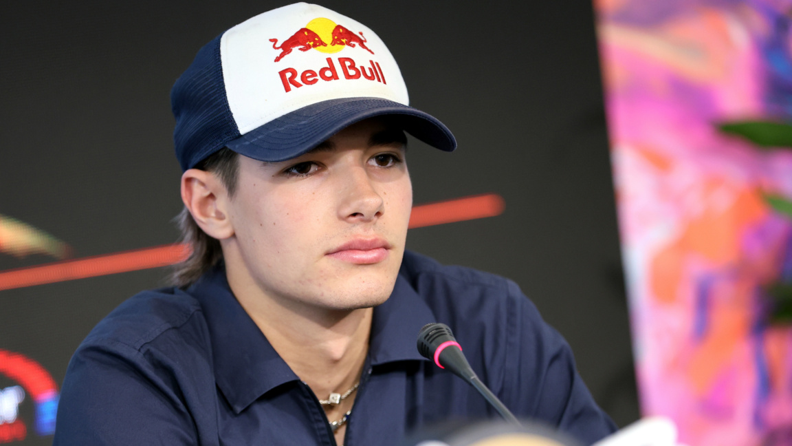 Никола Цолов