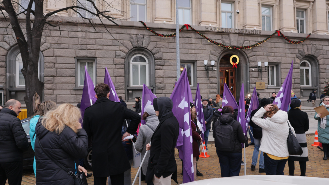 КНСБ: Отменя се утрешната блокада на Прохода на Републиката