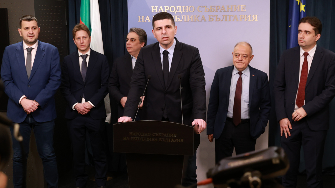 ПП-ДБ: Поне двама души в “Петрохан” може да са били вербувани от ДАНС