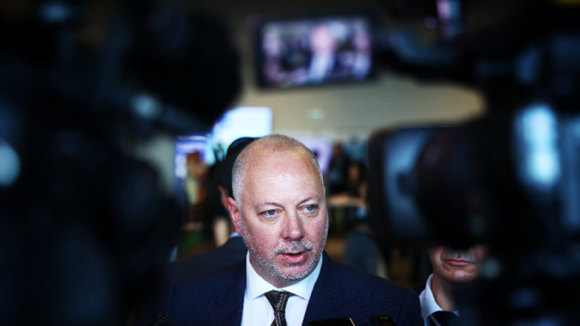 Bulgaristan Tahran’daki Büyükelçiliğini boşalttı