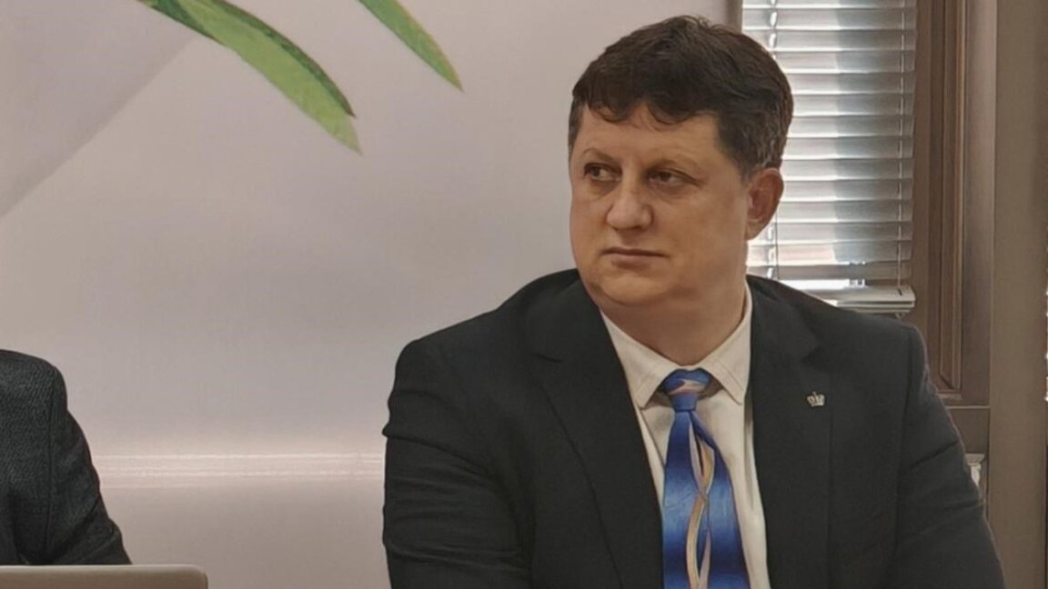 Венелин Сапунаров