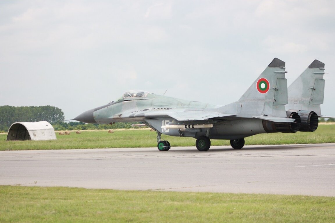 Les MiG-29 bulgares resteront en service même après la livraison des F-16...