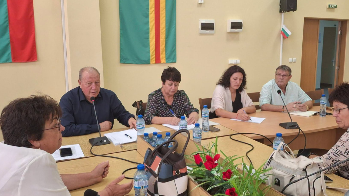 Кметовете от община Болярово поставиха проблемите си пред ръководството на ВиК