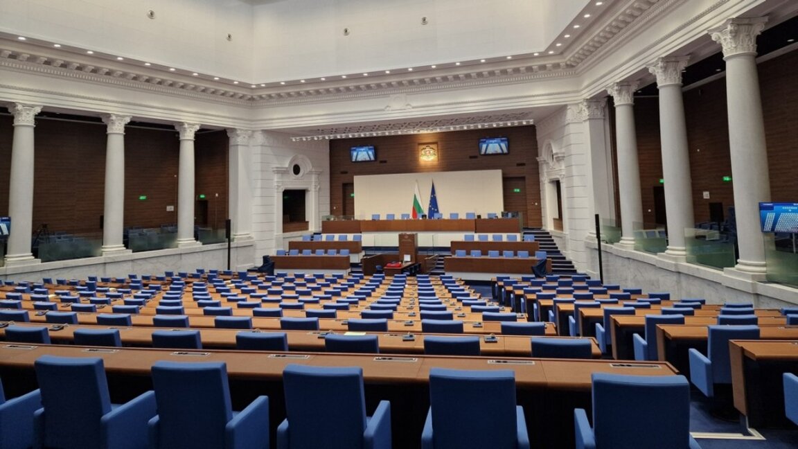 Market Links predice un Parlamento de cinco partidos tras las elecciones