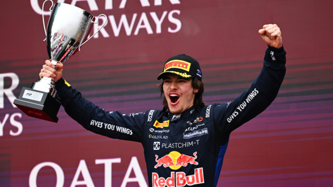 Nikola Tsolov with the trophy