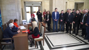 БСП-ОЛ се регистрира в ЦИК за вота на 19 април