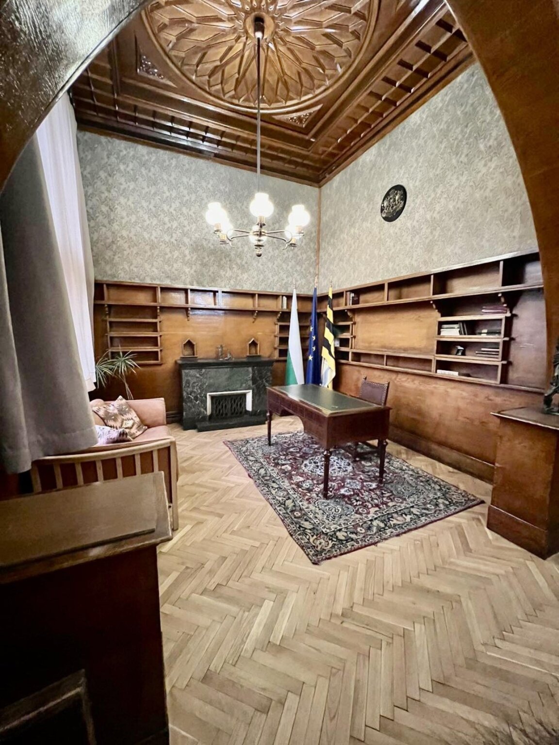 Кабинет в Минната дирекция в Перник