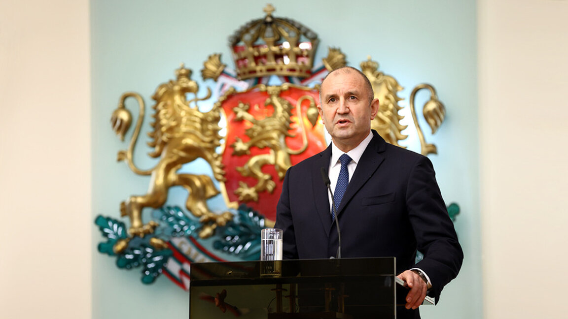 Roumen Radev a contesté officiellement les amendements à la Constitution...